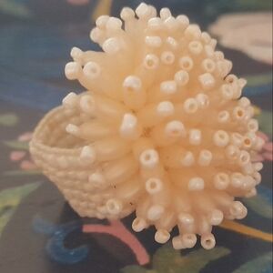 Mother Of Pearl Tone Cream Starburst Cluster Stretchy Ring